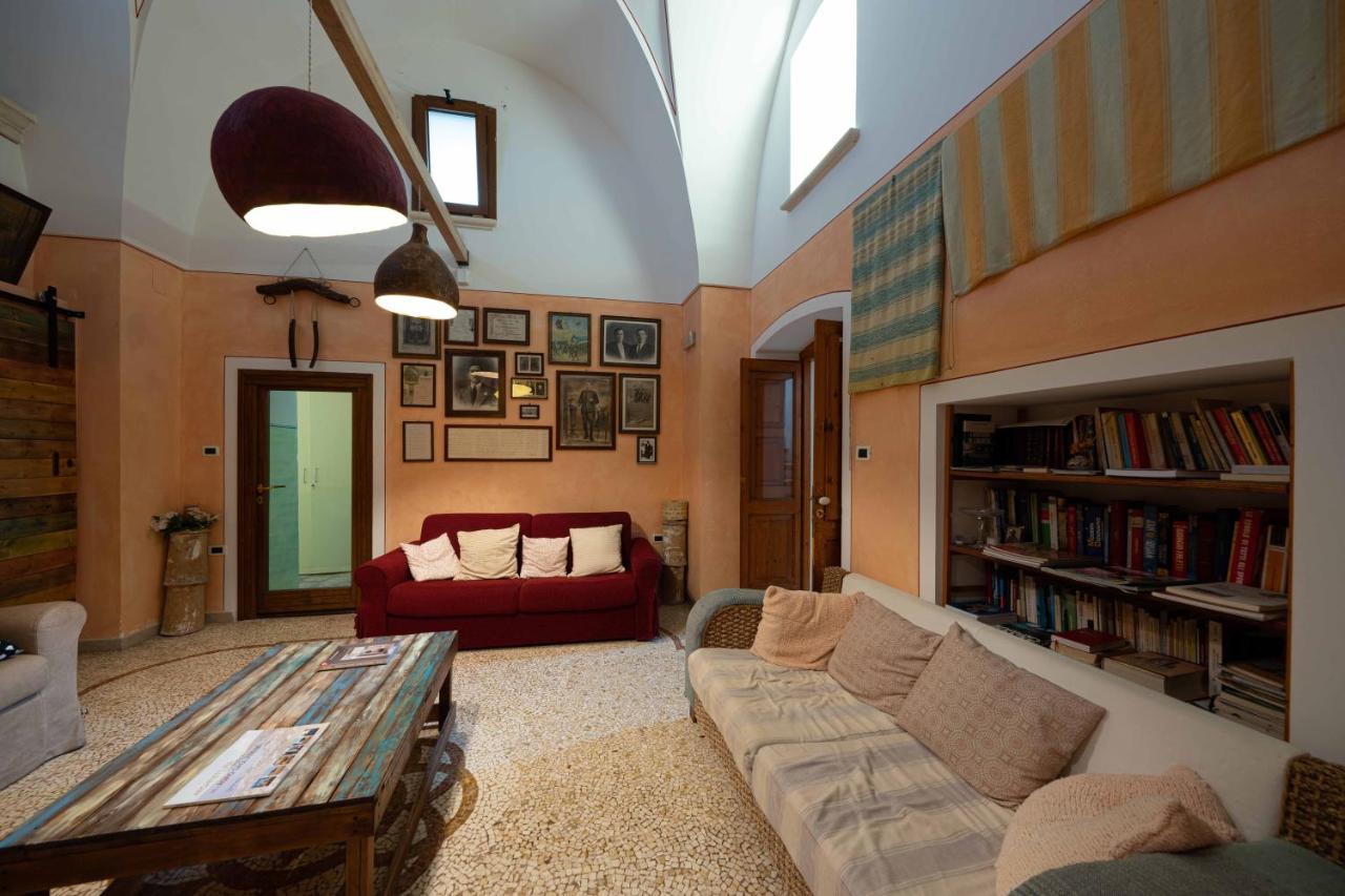 B&B Palazzo La Traja Gagliano del Capo Exterior photo